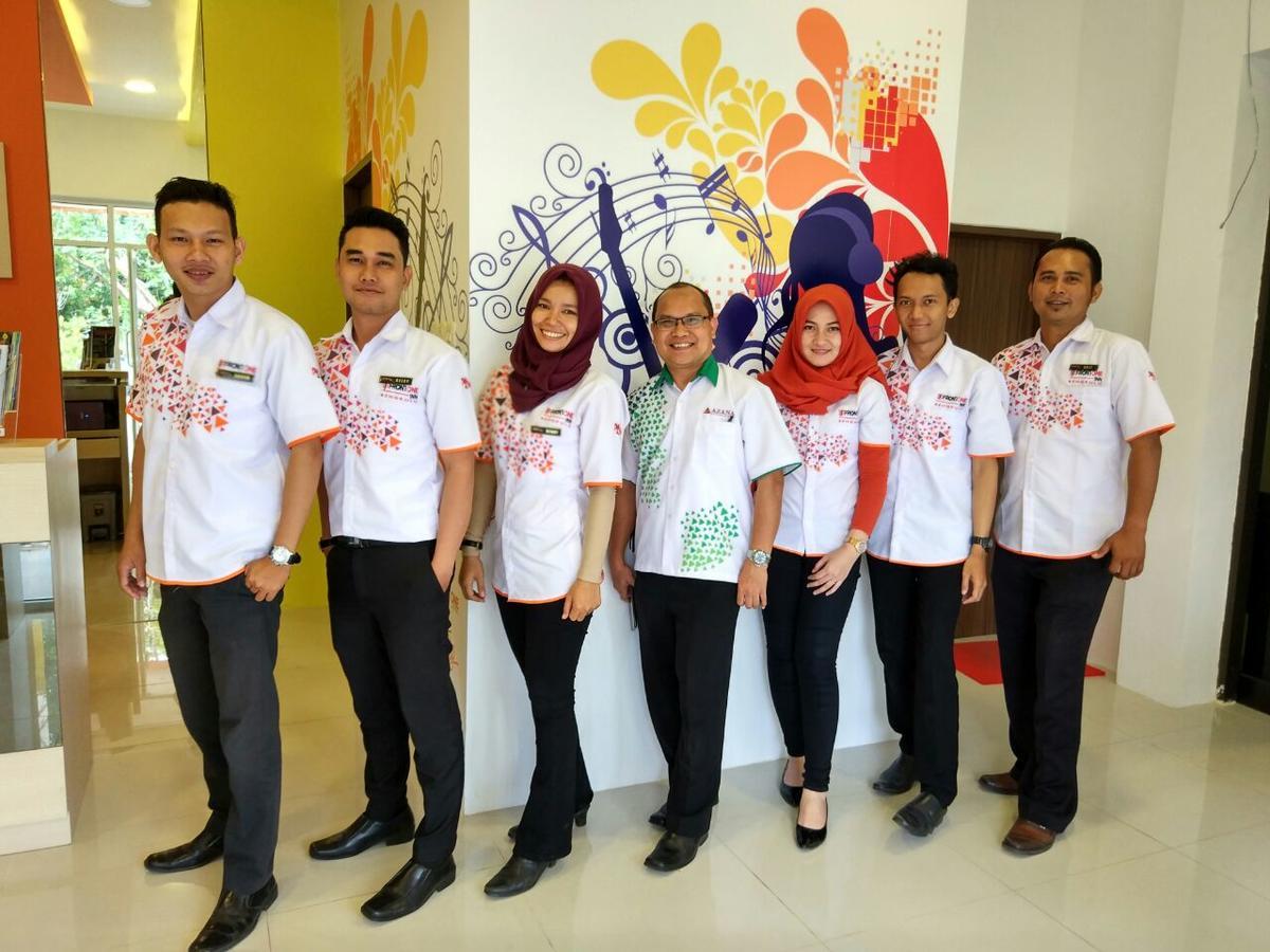 Djo Front One Inn Bengkulu Esterno foto