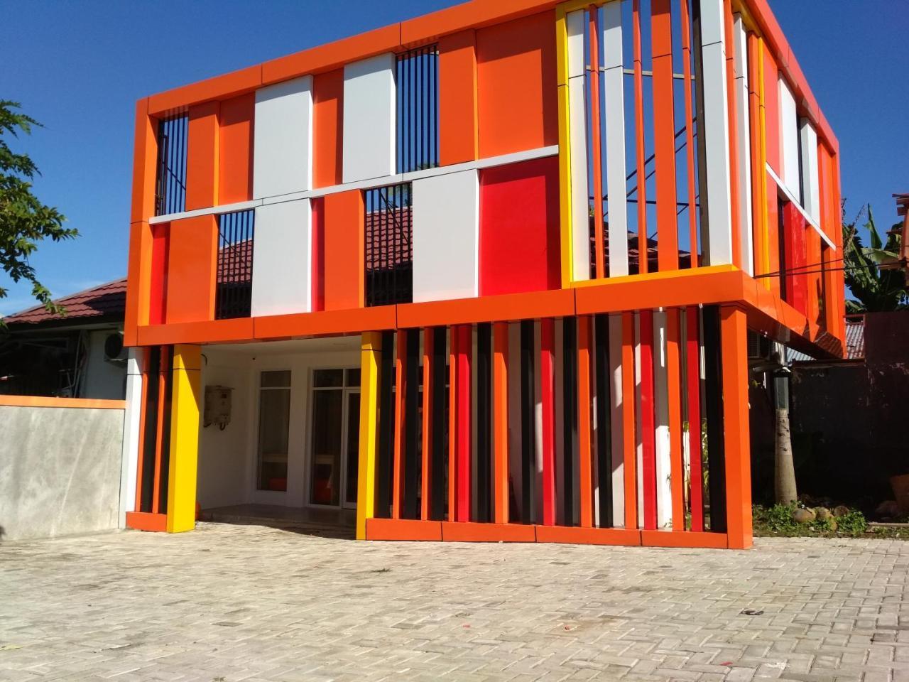 Djo Front One Inn Bengkulu Esterno foto